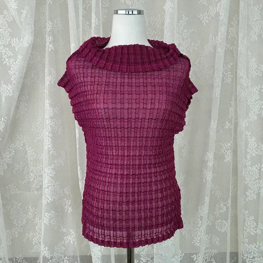 [BUNJANG] Issey Miyake Me Pleats Sleeveless Turtleneck Top Purple / F) 이세이미야케 me 플리츠 슬리브리스 퍼플