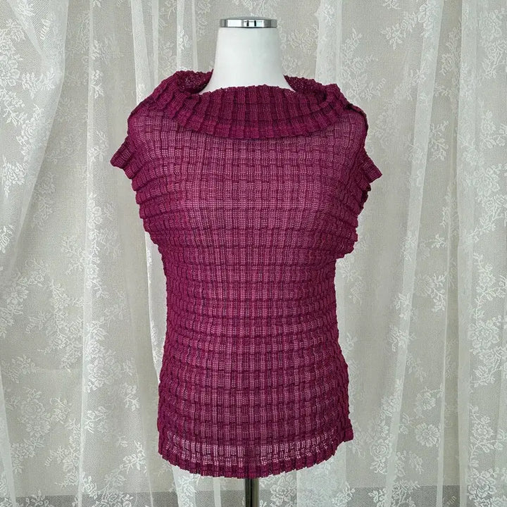 [BUNJANG] Issey Miyake Me Pleats Sleeveless Turtleneck Top Purple / F) 이세이미야케 me 플리츠 슬리브리스 퍼플
