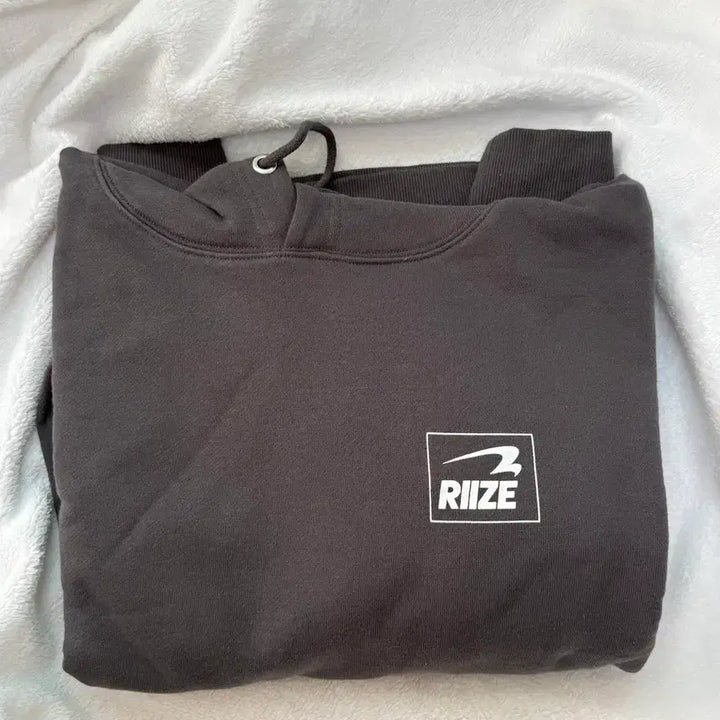 [BUNJANG] RIIZE RIIZING DAY Japan Fan-con Hoodie / 라이즈 라이징데이 팬콘 일본 md 후드