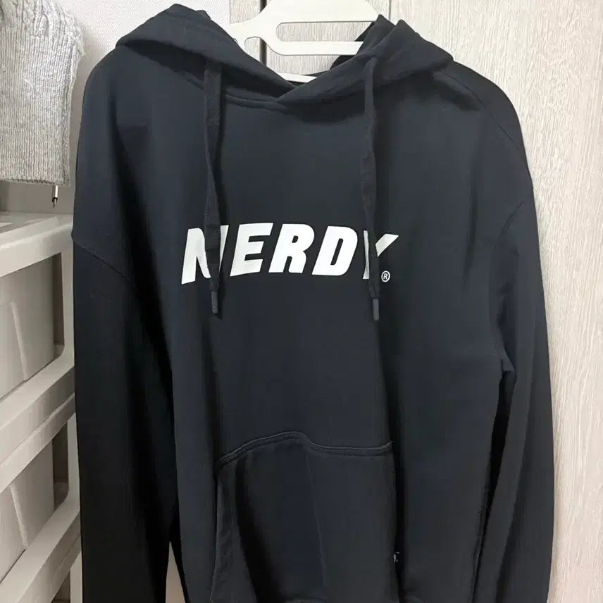 [BUNJANG] NERDY Logo Hoodie (S) / (미사용) 널디 로고 후드티 S