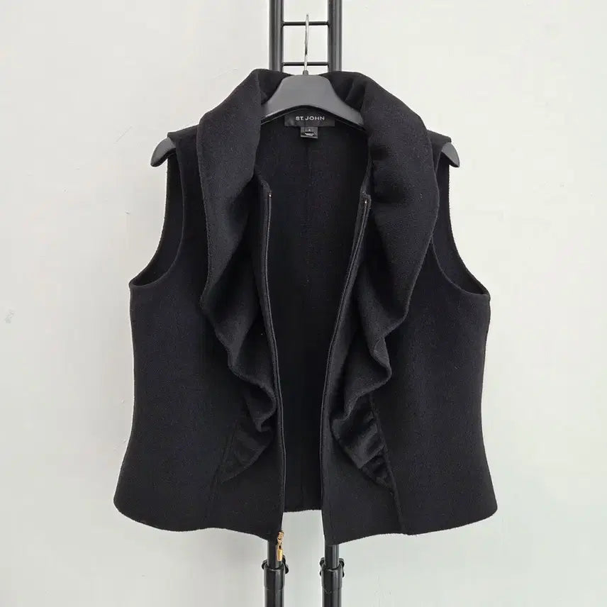 [BUNJANG] ST. JOHN Ruffle Detail Vest / 정품 센존 ST.JOHN 러플 장식 조끼