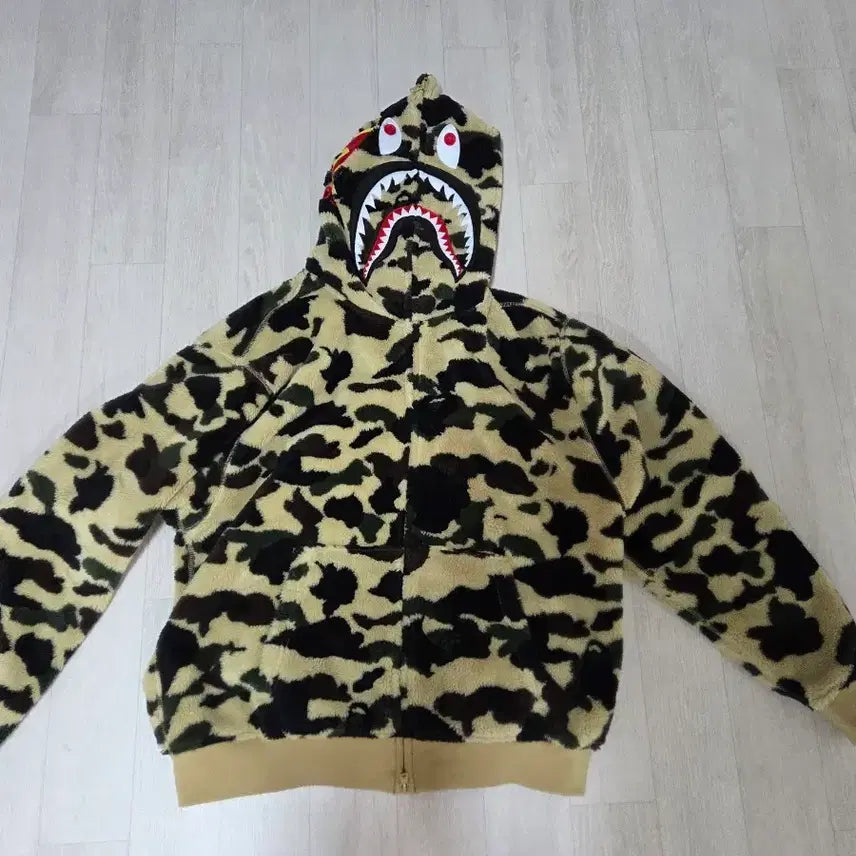 [BUNJANG] BAPE Camo Hoodie / 베이프 카모 후드집업