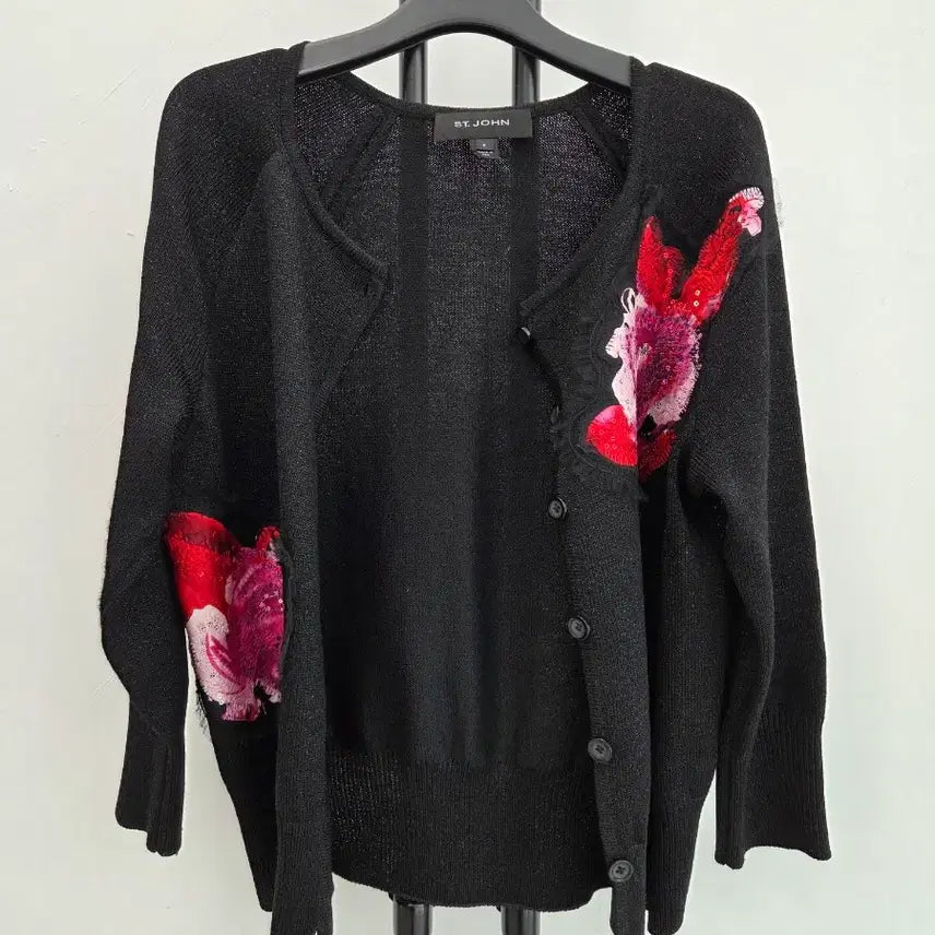 [BUNJANG] ST. JOHN Flower Embroidered Cardigan / 정품 센존 ST.JOHN 꽃 자수 가디건