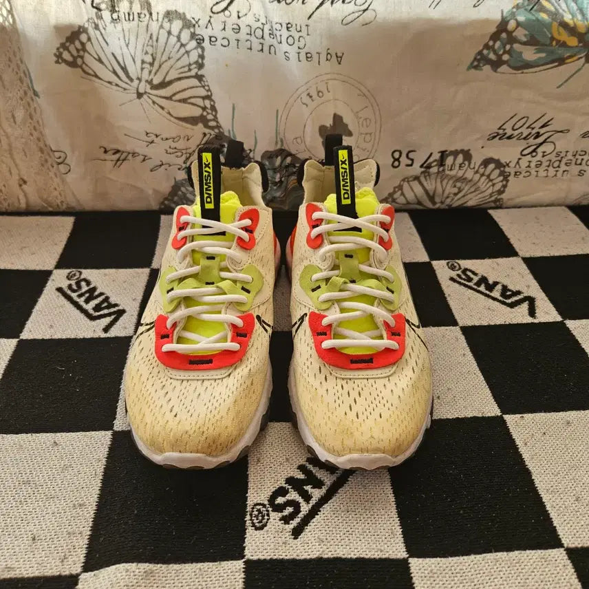 [BUNJANG] Nike React Vision Orange Volt Running Shoes (235mm) / 나이키(Nike) 리엑트 비전 오렌지볼트 러닝화 235size