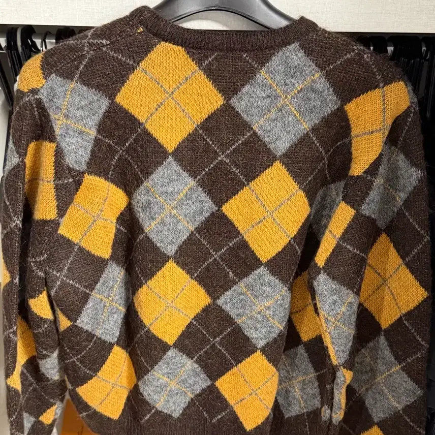[BUNJANG] Noice Argyle Mohair Cardigan / 노이스 아가일 패턴 모헤어 가디건