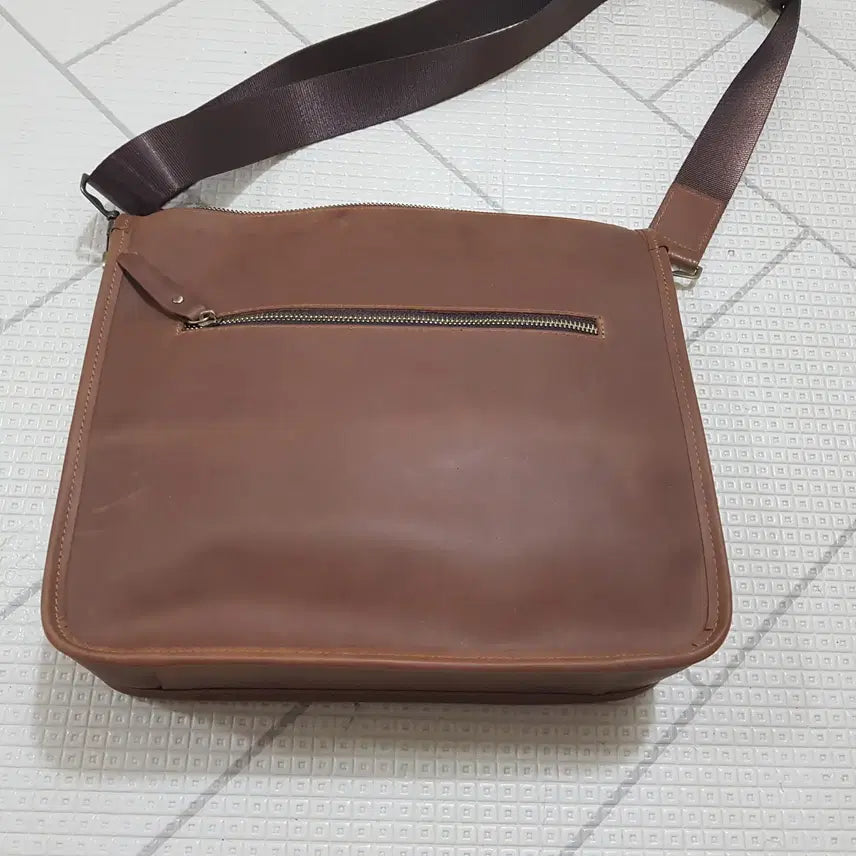 [BUNJANG] Leather Shoulder Bag / 숄더백
