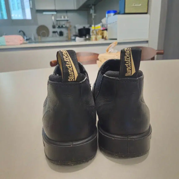 [BUNJANG] Blundstone 2039 Chelsea Boots Low Cut Black / [8] 블런드스톤 2039 첼시부츠 슬립온 로우컷 블랙 275