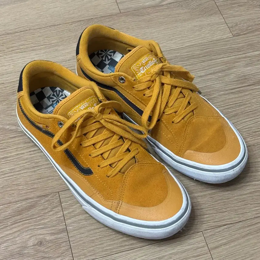 [BUNJANG] Vans x Independent Collaboration Sneakers (Size 270) / 270 반스 x 인디펜던트