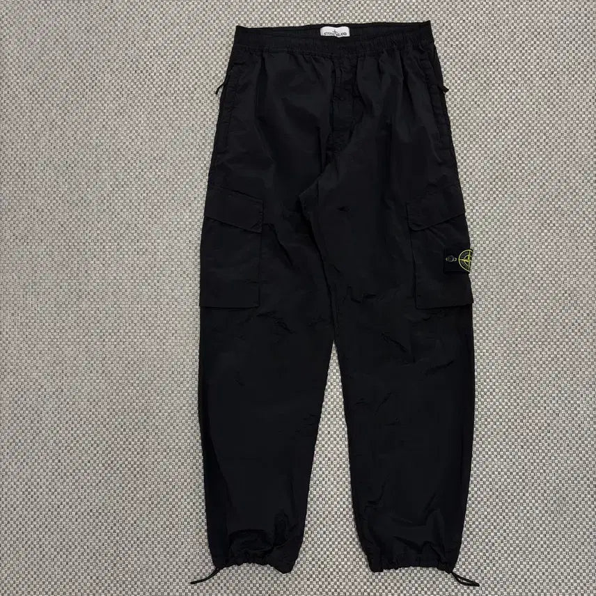 [BUNJANG] Stone Island Nylon Jogger Pants (32) / [32]스톤아일랜드 와펜패치 나일론 조거팬츠