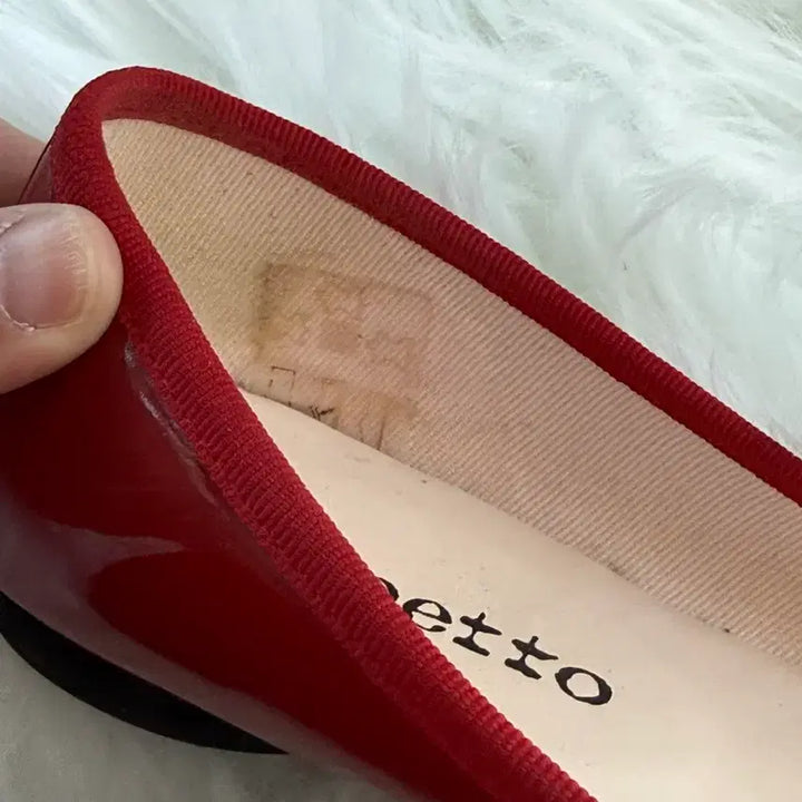 [BUNJANG] Repetto Cendrillon Red Enamel Ballerina Flats - Size 37 / 레페토 산드리옹 빨간색 에나멜 발레리나 플랫 슈즈 37