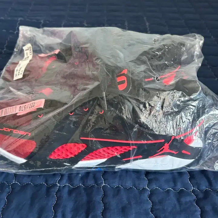 [BUNJANG] Nike Jordan Heir Series PF Bloodline Sneakers / 나이키 조던(Heir) 시리즈 PF 블러드라인 280 판매