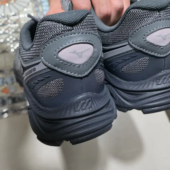 [BUNJANG] Mizuno Wave Racer v2 Grey / (270)미즈노 레이서 v2 그레이