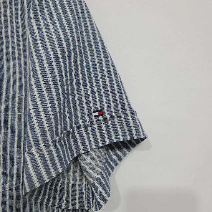 [BUNJANG] Tommy Hilfiger Short Sleeve Shirt - Size M / ~1 타미힐피거/반팔셔츠/M사이즈/가242