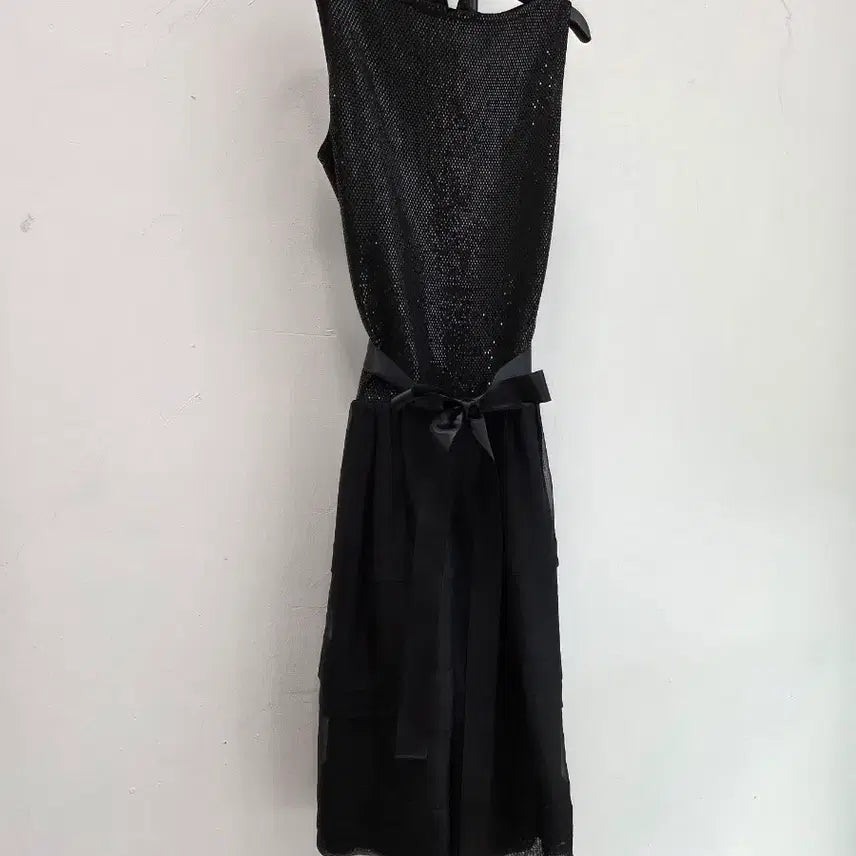 [BUNJANG] ST. JOHN Sequin Ribbon Belt Dress / 정품 센존 ST.JOHN 스팽글 리본 벨트 원피스