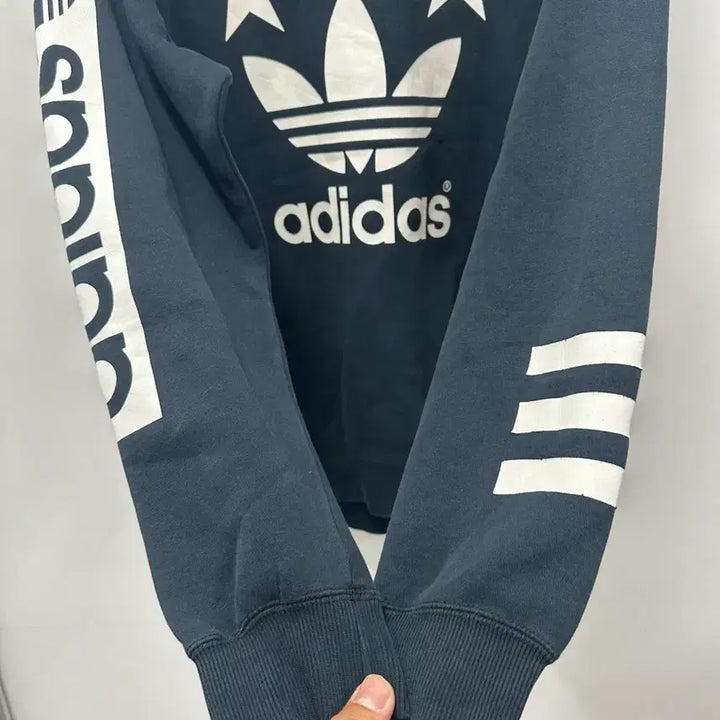 [BUNJANG] Adidas Trefoil Black Star Sweatshirt 105 / [만원 아라비아빈티지]아디다스 검정 별 트레포일 맨투맨 105