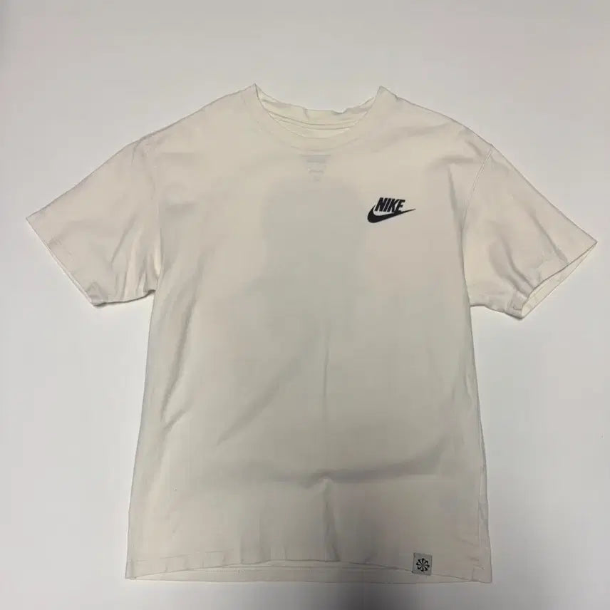 [BUNJANG] Nike 2022 Grow Mindset Printing T-Shirt (Size M) / 나이키 22년도 그로우 마인드셋 프린팅 반팔 티셔츠 M