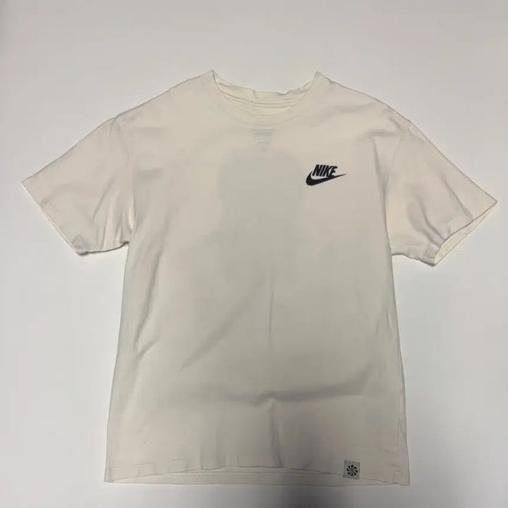 [BUNJANG] Nike 2022 Grow Mindset Printing T-Shirt (Size M) / 나이키 22년도 그로우 마인드셋 프린팅 반팔 티셔츠 M