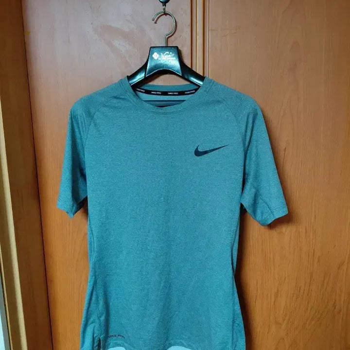 [BUNJANG] Nike Dri-FIT Short Sleeve T-Shirt - Grey / 나이키 드라이핏 반팔 티셔츠 그레이