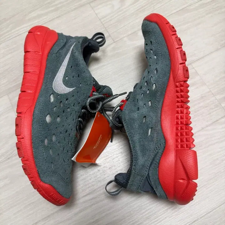[BUNJANG] Nike Free Trail Suede Perforated Sneakers / 나이키 프리 트레일(새상품)