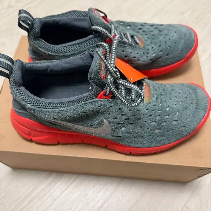 [BUNJANG] Nike Free Trail Suede Perforated Sneakers / 나이키 프리 트레일(새상품)