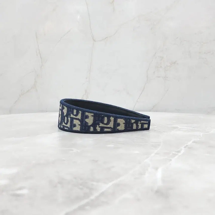 [BUNJANG] Dior Oblique Embroidered Headband / 디올 오블리크 자수 헤어 밴드 34HBO988X131
