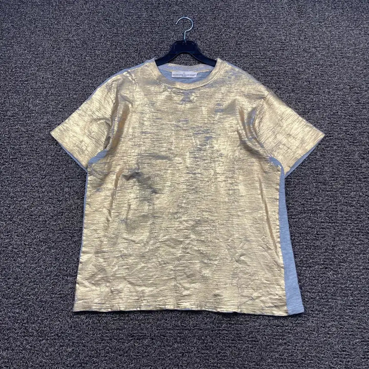 [BUNJANG] Golden Goose Metallic Gold Short Sleeve T-Shirt / 골든구스 메탈릭 골드 컬러 반팔 티셔츠