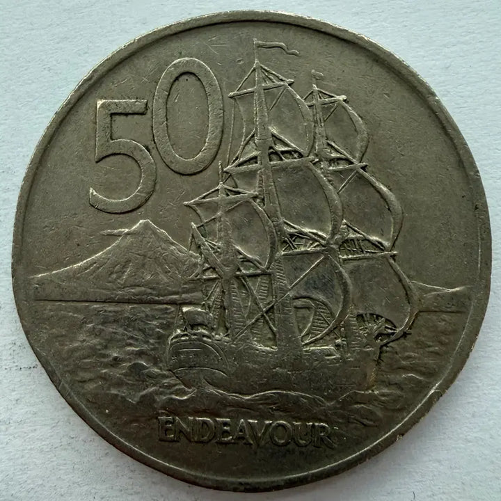 [BUNJANG] 1967 New Zealand 50 Cent Coin / 1967년 뉴질랜드 50센트 동전 S2940