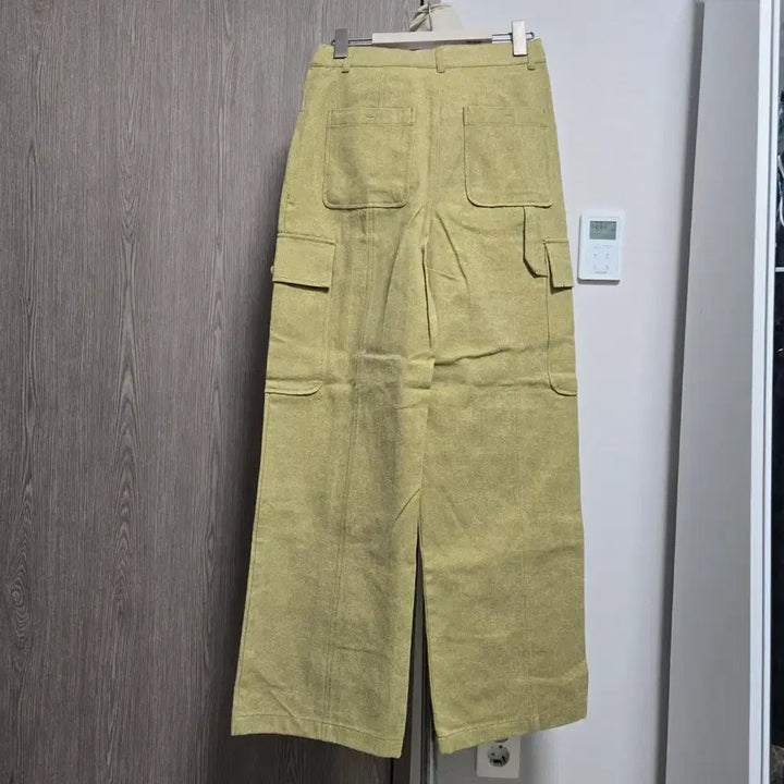 [BUNJANG] Thursday Island T-OINGK Khaki Wide Cargo Pants / 새상품) 써스데이아일랜드 토잉크  카키색 와이드 카고  팬츠