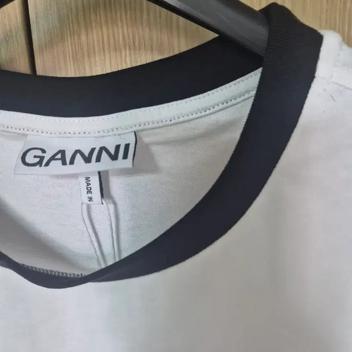 [BUNJANG] GANNI Cat Printing Ringer T-Shirt / GANNI 가니 고양이 프린팅 링거 티셔츠 새상품