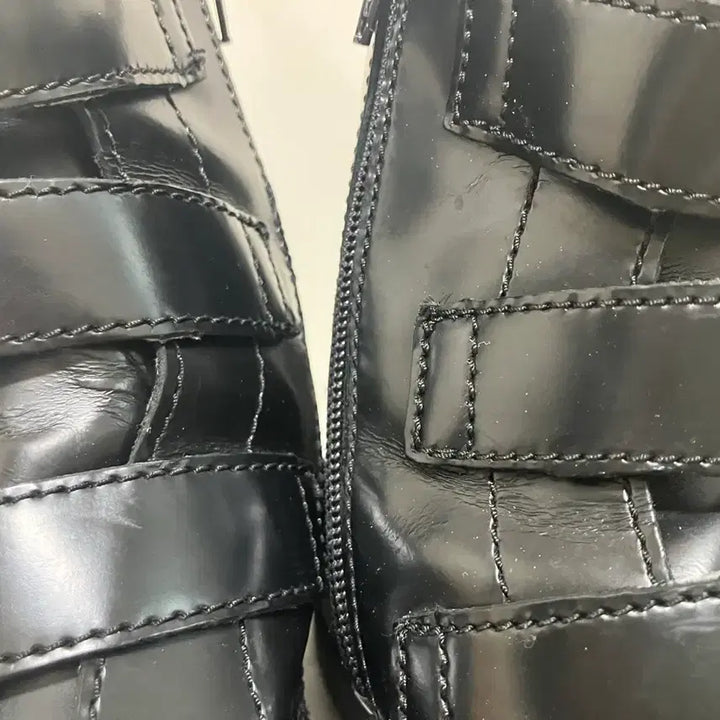 [BUNJANG] Dr. Martens Blake Buckle Boots Black Size 37 (240) / 닥터마틴 3스트랩 블레이크 버클 부츠 블랙 37사이즈 240