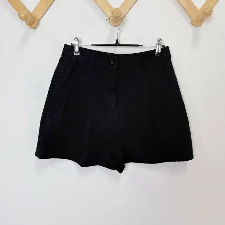 [BUNJANG] COS Black Cotton Textured Shorts / [새상품] 코스 COS 블랙 숏팬츠