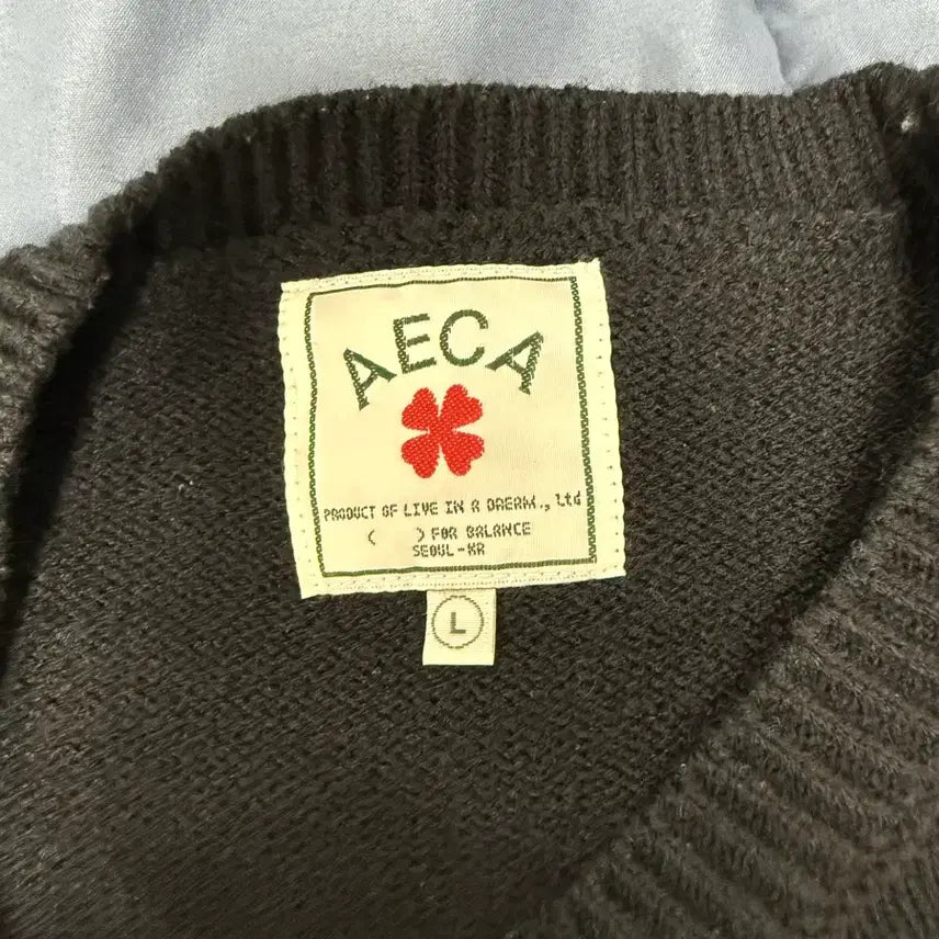 [BUNJANG] AECA Black Knit Sweater / AECA 검정색 니트 스웨터