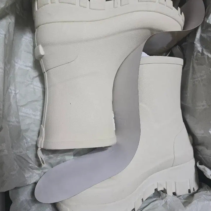 [BUNJANG] Rockfish Platform Rain Boots Cream UK 4 / 락피쉬 플랫폼 레인부츠 uk4