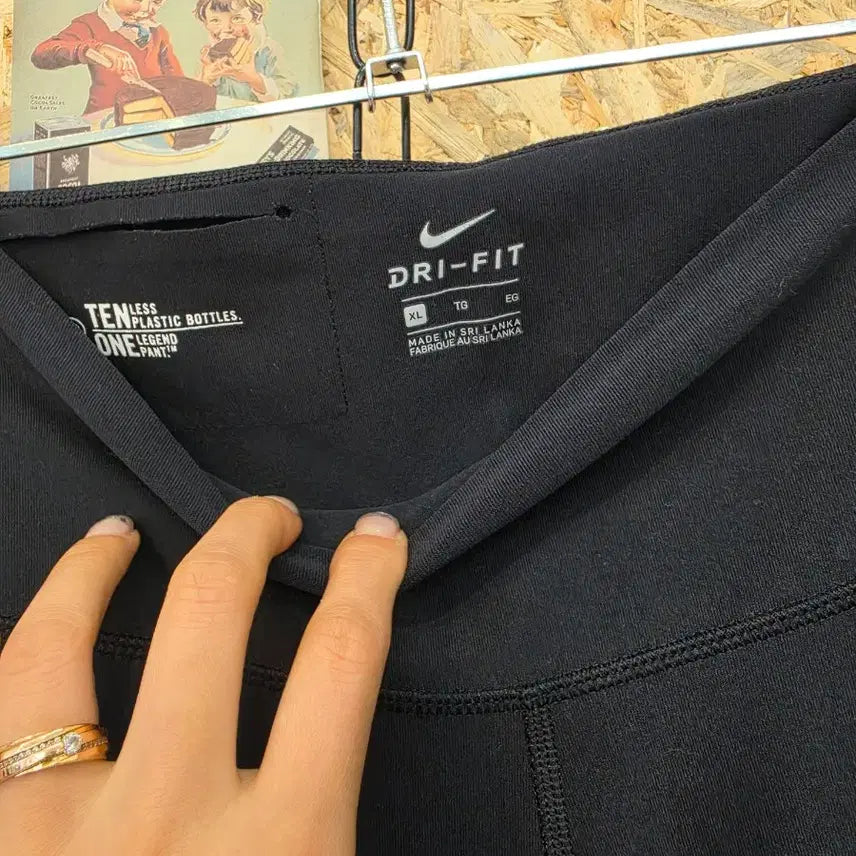 [BUNJANG] Nike Dri-FIT Black 7/10 Length Leggings / 나이키 드라이핏 블랙 7부 레깅스