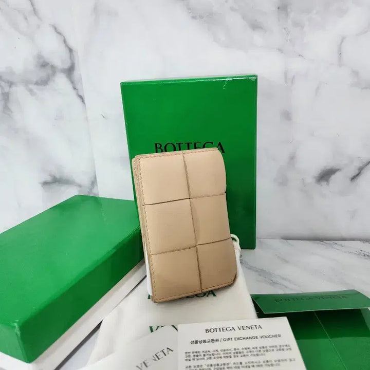 [BUNJANG] Bottega Veneta Beige Bi-fold Wallet / 보테가베네타 카드지갑