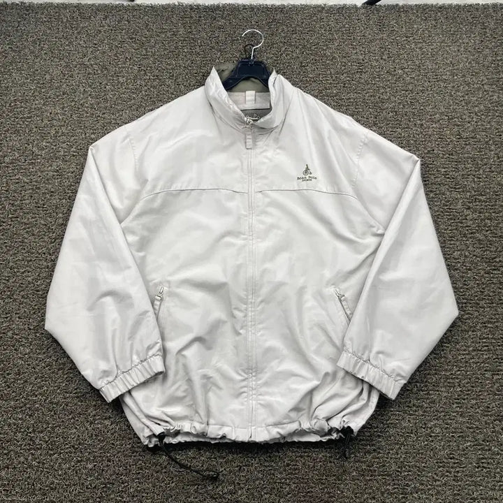 [BUNJANG] Beanpole Embroidered Logo Beige Windbreaker Jacket / 빈폴 자수로고 베이지 바람막이 자켓
