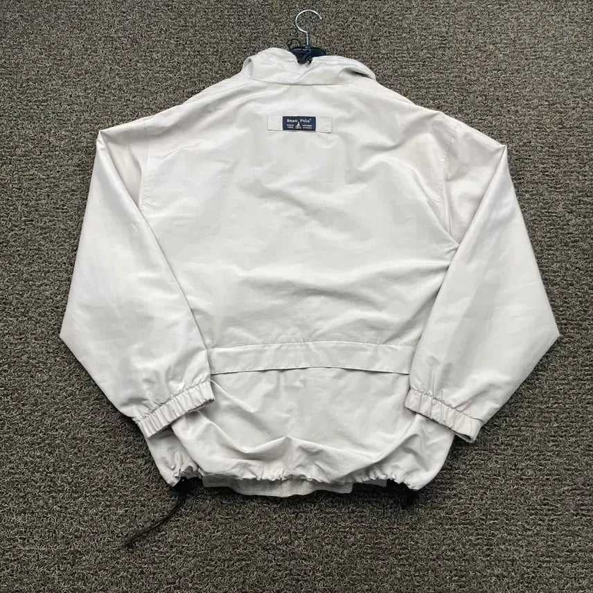 [BUNJANG] Beanpole Embroidered Logo Beige Windbreaker Jacket / 빈폴 자수로고 베이지 바람막이 자켓