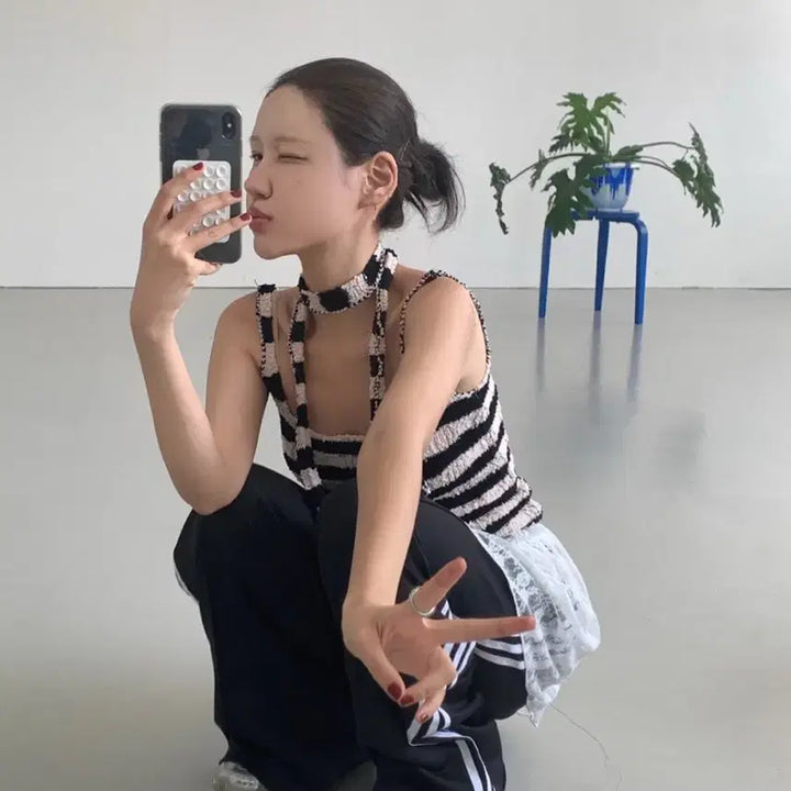 [BUNJANG] Tozroom Ghibli Stripe Tank Top and Scarf Set / 투즈룸 지브리 스트라이프 머플러 나시 세트