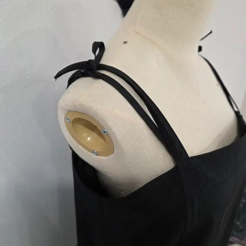[BUNJANG] 8seconds Black Strap Long Dress / 8seconds 블랙 끈 롱 원피스