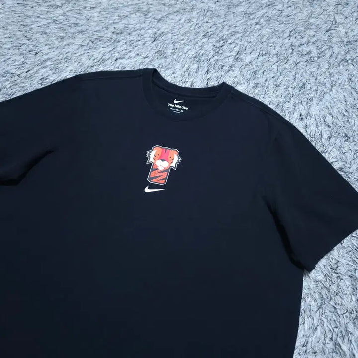 [BUNJANG] Nike Tiger Woods Front Graphic Short Sleeve T-Shirt / 나이키)100 남자 타이거우즈 프랭트 반팔티 / 왕눈이샵