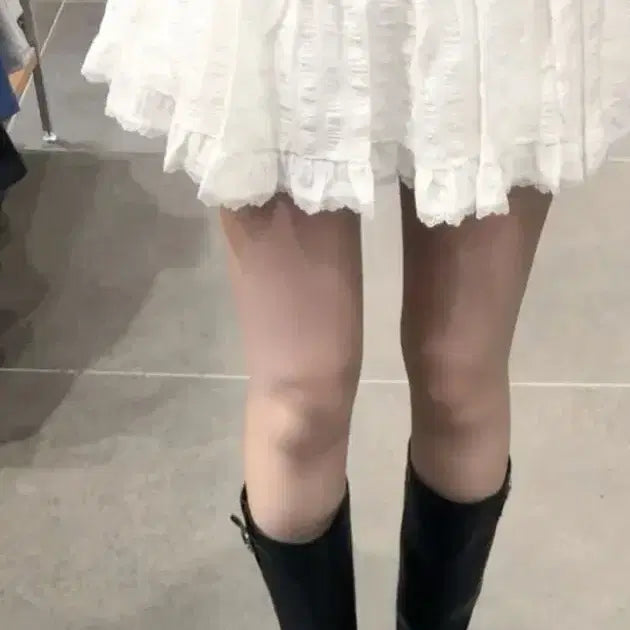 [BUNJANG] Avely Frill Mini Skirt / 에이블리 프릴 스커트
