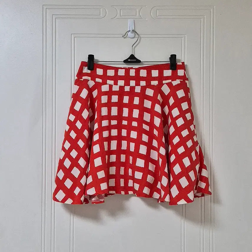 [BUNJANG] Square Pattern Back Zipper Flare Skirt / 네모 패턴 뒷지퍼 플레어 스커트