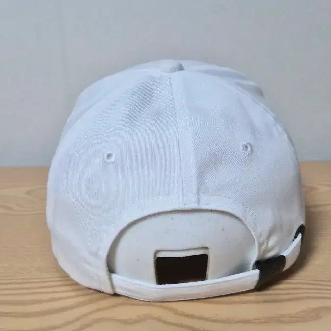 [BUNJANG] Tommy Hilfiger White Cotton Baseball Cap / 타미힐피거 화이트 볼캡 모자 프리 56-58cm 가능