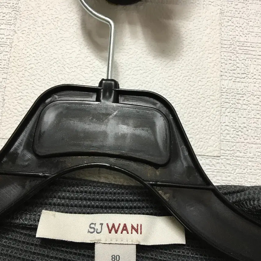 [SOLD OUT] 2024 SJ WANI 손정완 반팔 플리츠 티셔츠