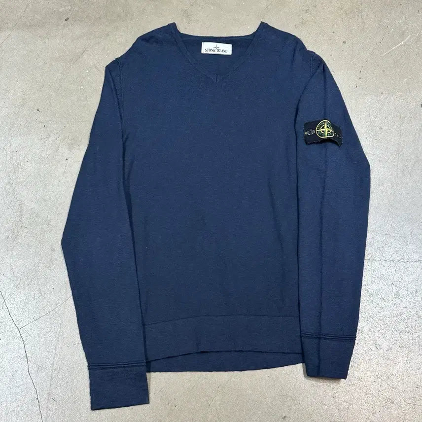 [BUNJANG] Stone Island Navy V-Neck Knit Sweater / M 스톤아일랜드 네이비 브이넥 니트