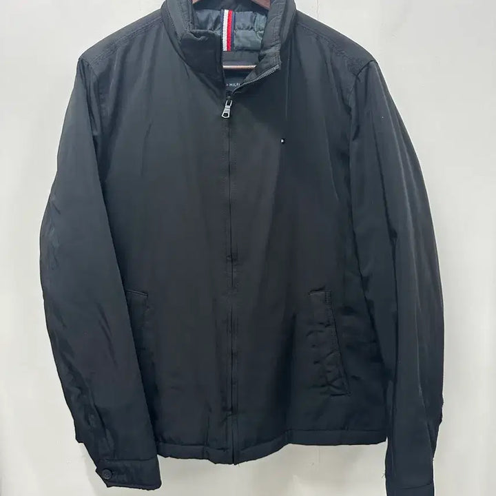 [BUNJANG] Tommy Hilfiger Black Windbreaker Jacket Size 95 / [만원 아라비아빈티지]타미힐피거 블랙 바람막이 95