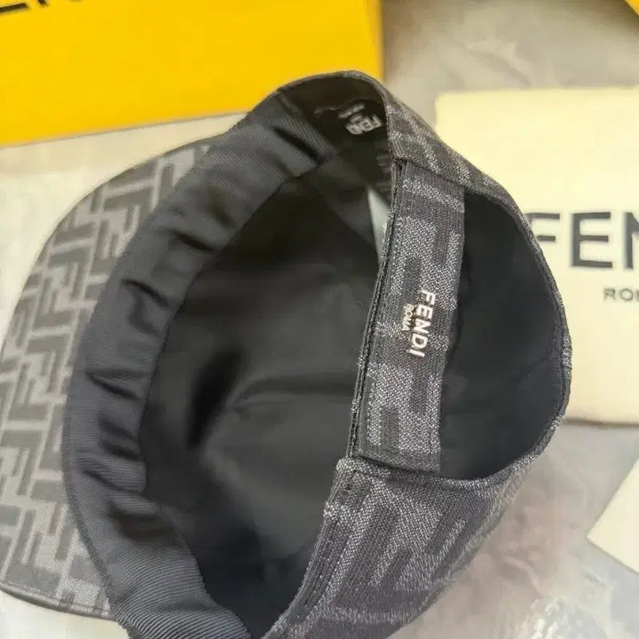 [BUNJANG] Fendi Black Leather Trim FF Logo Baseball Cap / 펜디 블랙 볼캡