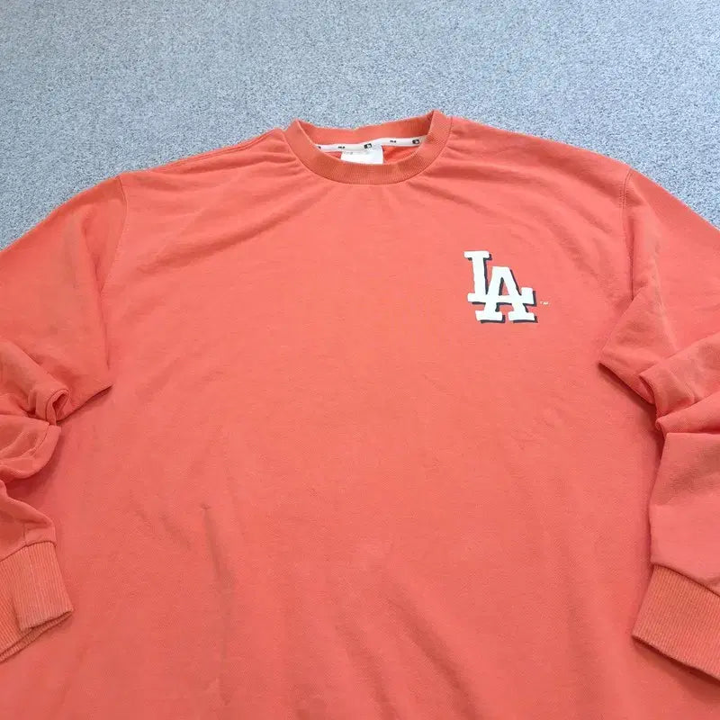 [BUNJANG] MLB Sweatshirt L (100) / L(100) 엠엘비 맨투맨 | 0514C05