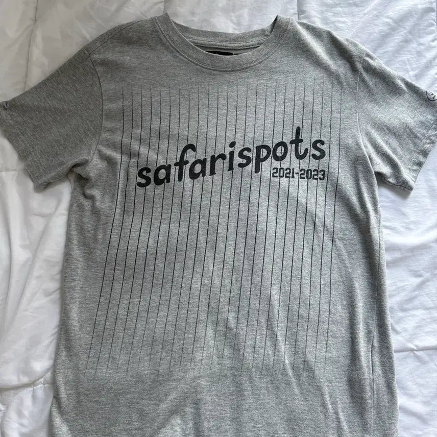 [BUNJANG] Safarispot Magazine T-Shirt Gray Size 0 / 사파리스팟 매거진 티셔츠 그레이 0사이즈