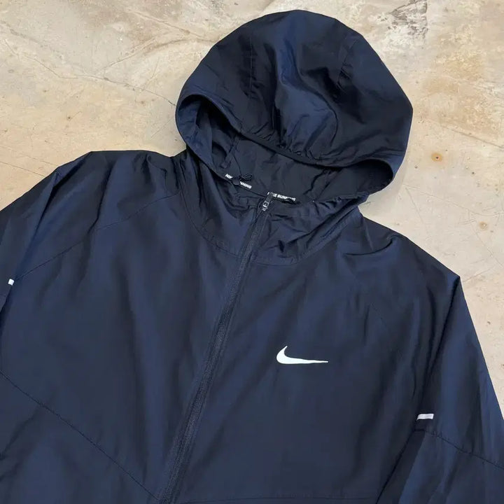 [BUNJANG] Nike Running Black Windbreaker Jacket / L 나이키 러닝 블랙 바람막이
